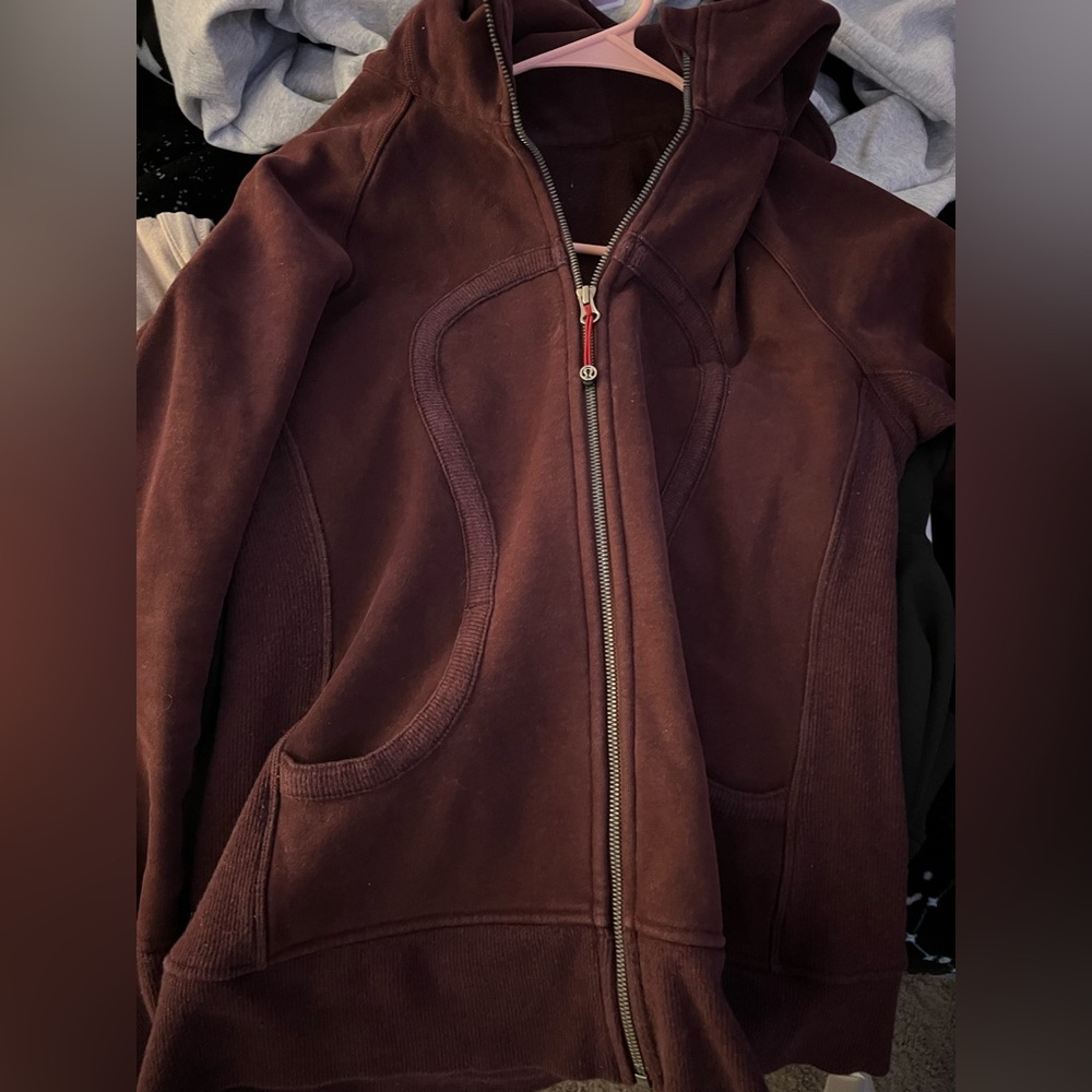 Lululemon Scuba